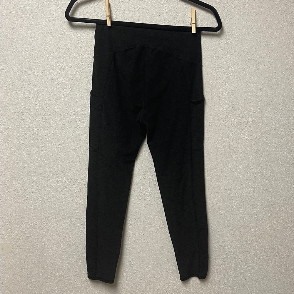Kirkland Signature Black Leggings - Picture 2 of 3